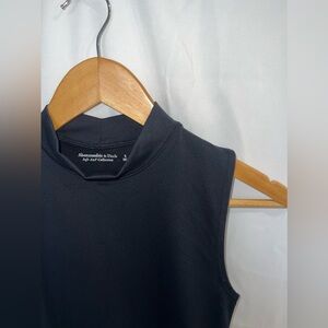 ABERCROMBIE & FITCH BODYSUIT
